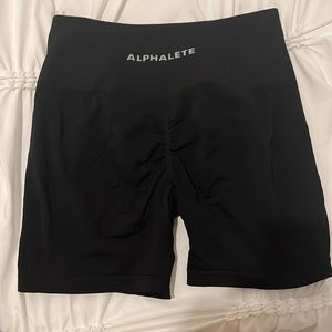 Alphalete amplify short 4.5